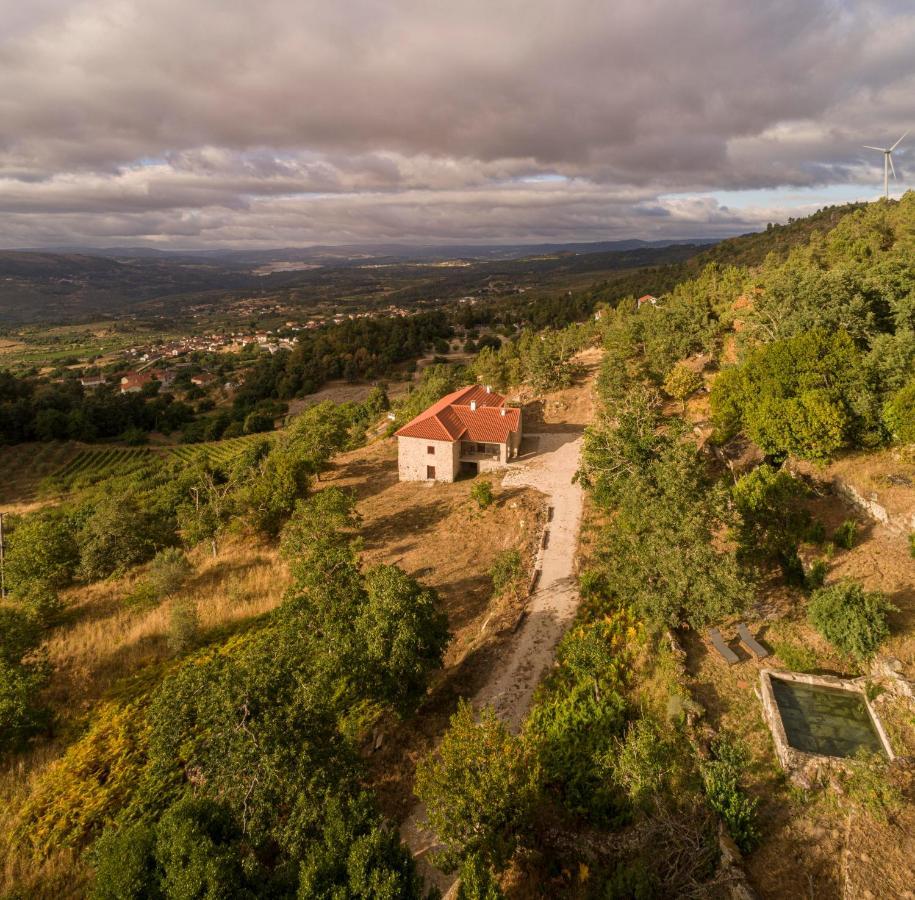 Вилла Casa Da Moiroa Sendim  Экстерьер фото
